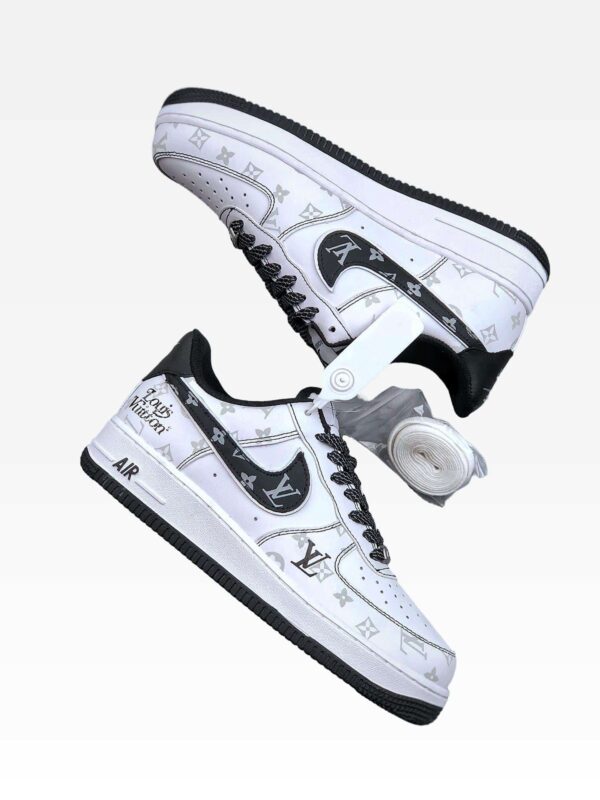 Nike Air Force Quantum Pulse